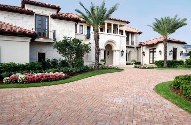 Best Local Driveway Pavers  in Bandon, OR